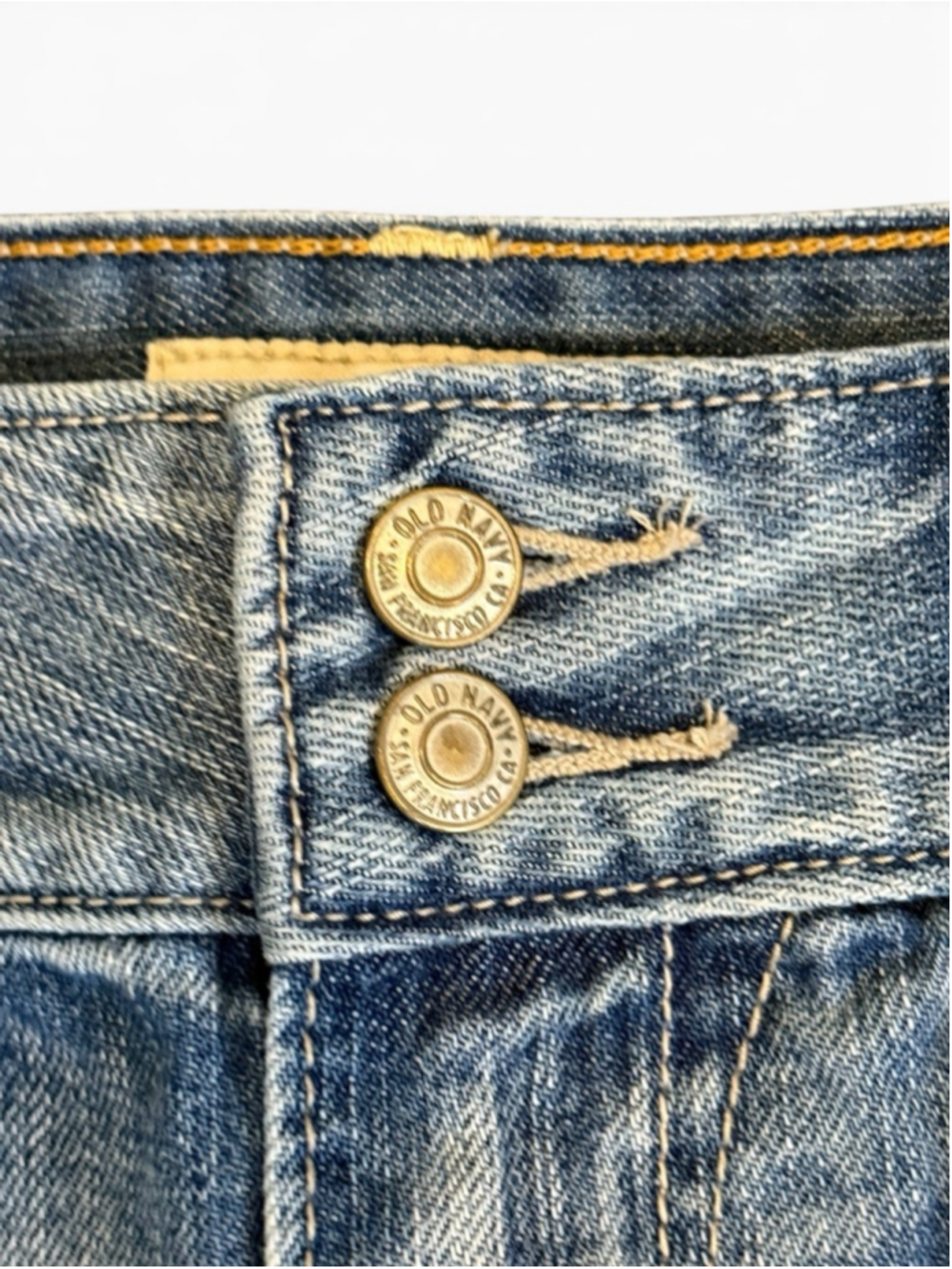 Old Navy Denim Mini Skirt Women’s Size 6 Distressed Raw Hem 100% Cotton Blue - Picture 2 of 5